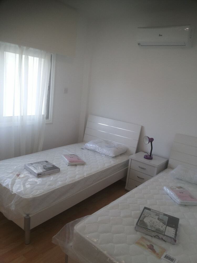 3 Bedroom Apartment With Sea View