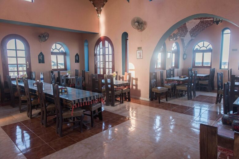 Hotel Bedouin Castle