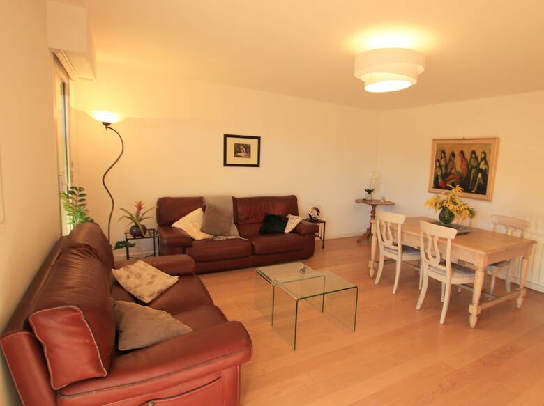 Apartamentos Happy Few - La Verandala
