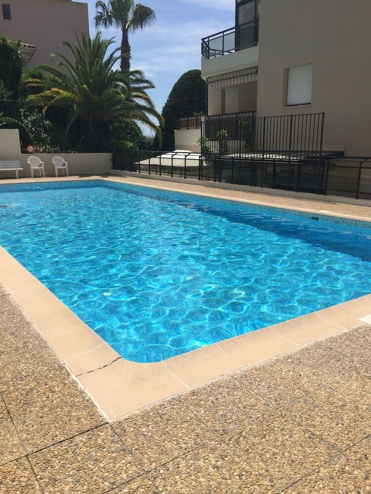 Apartamentos Happy Few - La Verandala