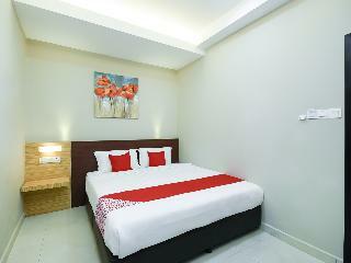 Hotel Oyo 1023 La Mirina Boutique Inn