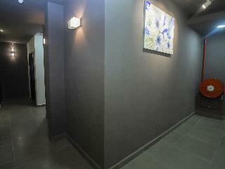 Hotel Oyo 1023 La Mirina Boutique Inn