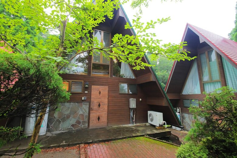 Sakura Sakura Hot Springs