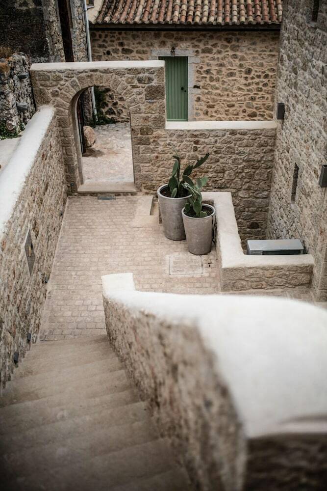 Korona Boutique Hotel