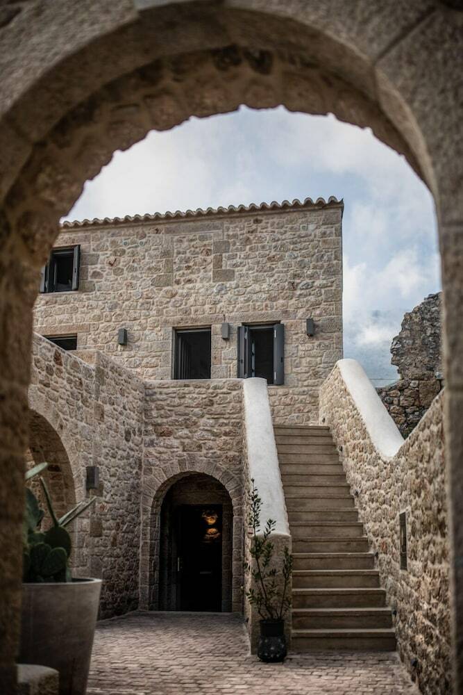 Korona Boutique Hotel