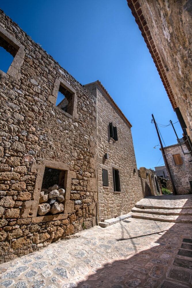 Korona Boutique Hotel