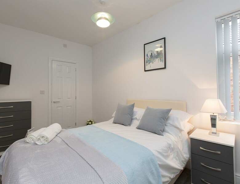 Hotel Townhouse Plus @ 40 West St