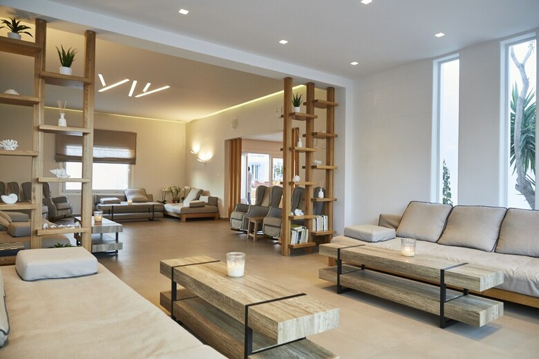 Aeolos Hotel Mykonos