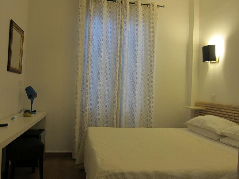Brit Hotel Colbert Juan Les Pins