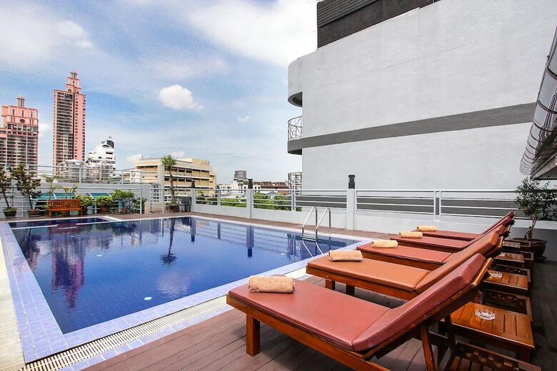Hotel Bally Suite Sukhumvit