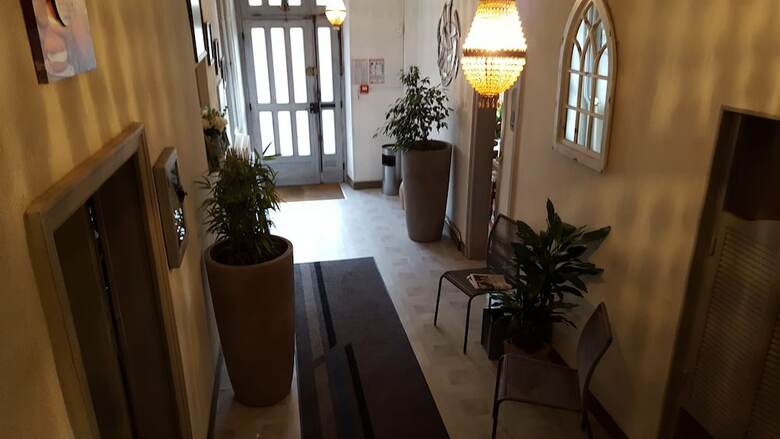 Hotel H�tel Ronsin