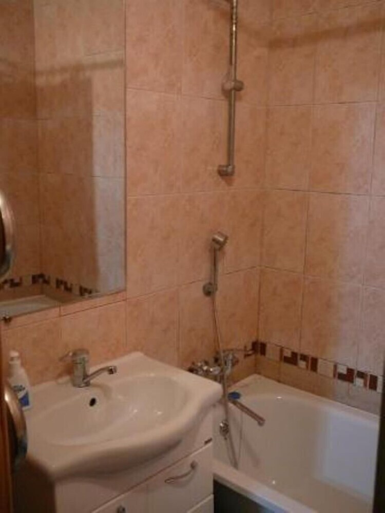Apartment On Melnichnaya 24