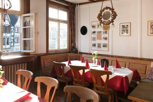 Hostal Hotel - Gasthof Sonne