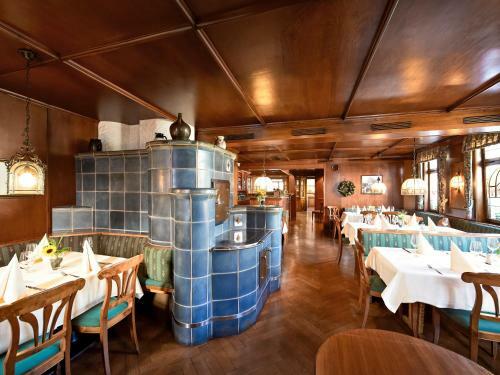 Hirsch Hotel Gehrung