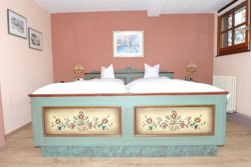 Hotel Sarbacher