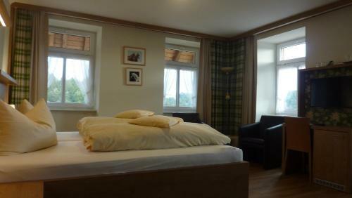 Hostal Gasthaus Sonne Neuh�usle