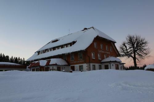 Hostal Gasthaus Zum Kreuz