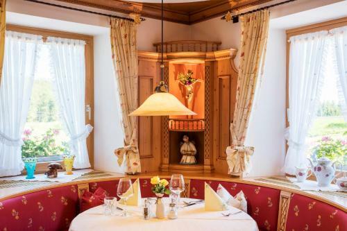 Hostal Gasthaus Zum Kreuz