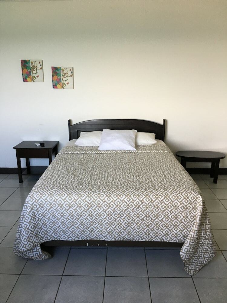 Hotel Playa Bonita