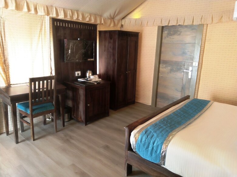 Hotel Chirag
