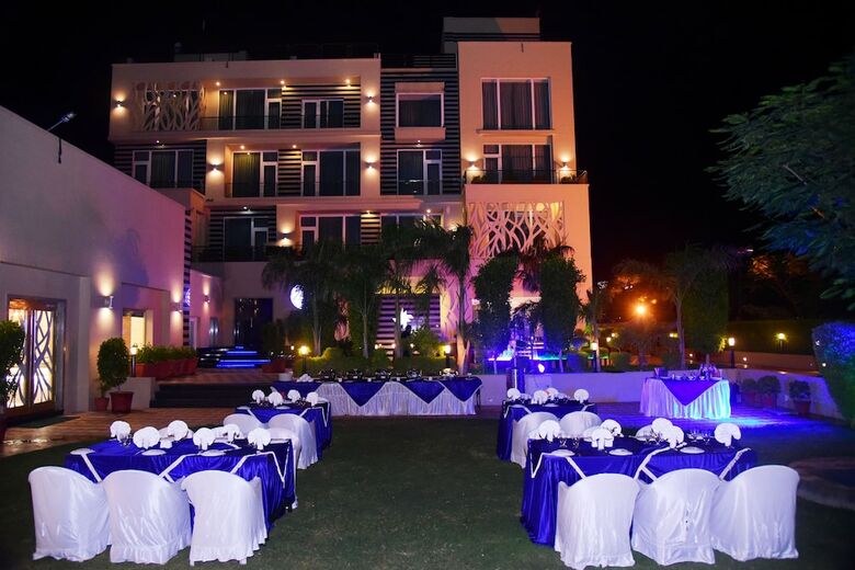 Hotel Chirag