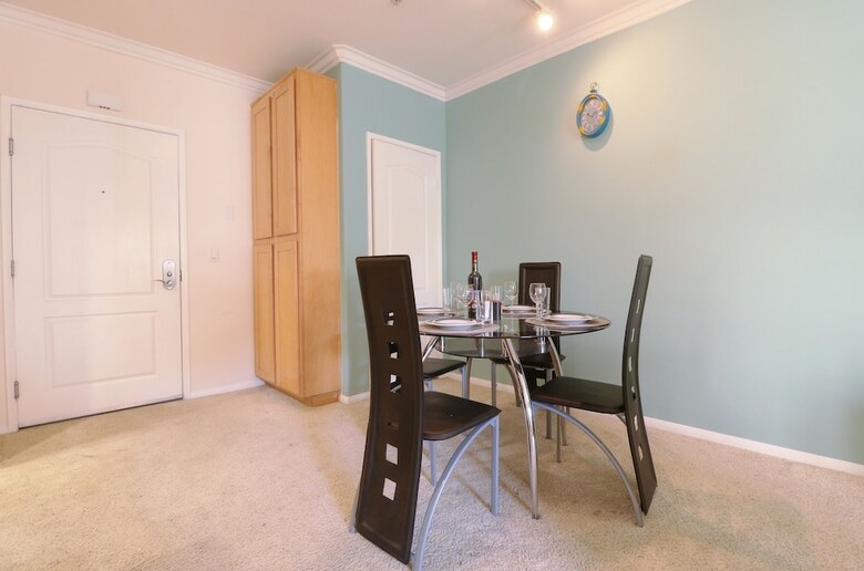 Las Premier Apartments