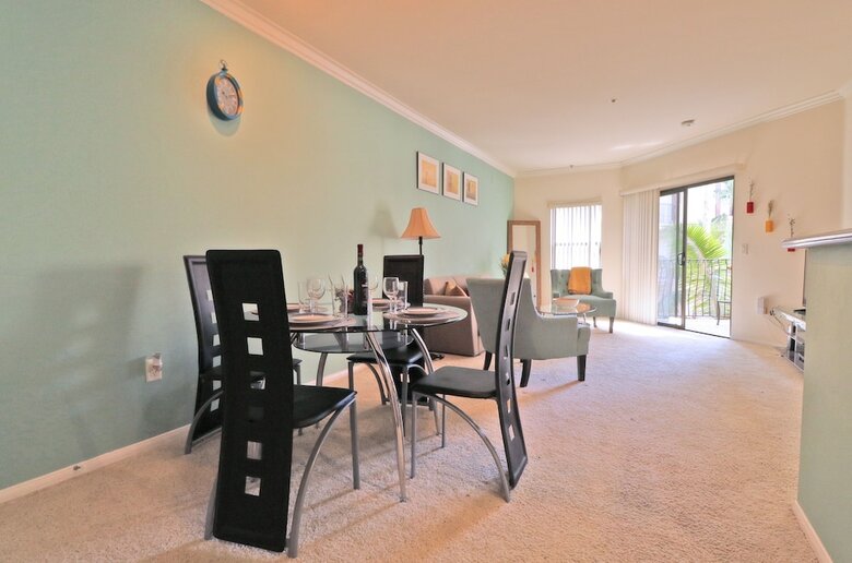 Las Premier Apartments