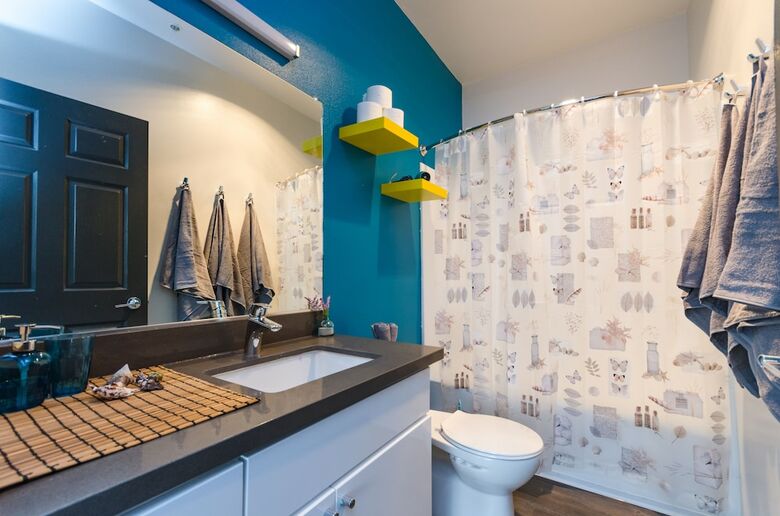 Studio City Universal Apartments