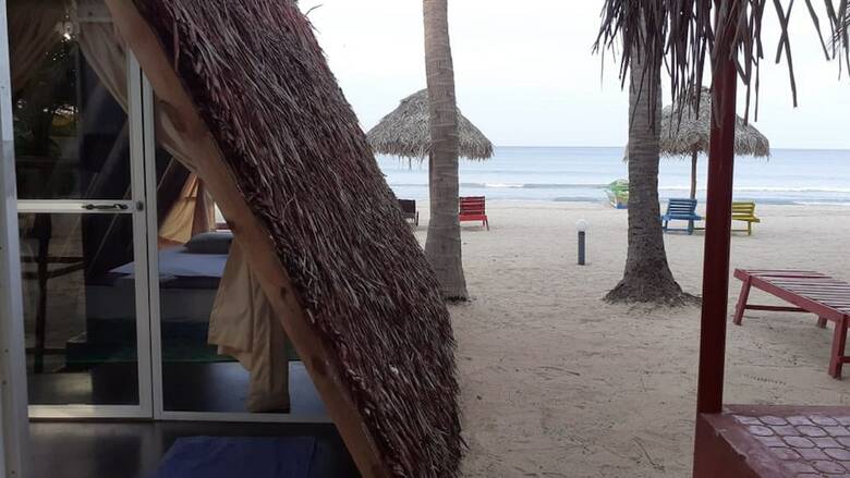 Alfresco Beach Hotel