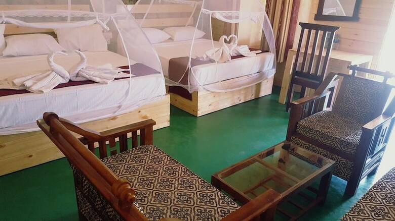 Alfresco Beach Hotel