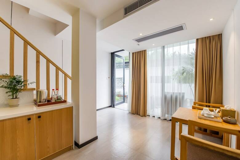 Hotel Taihu Baopu Lingxia Inn