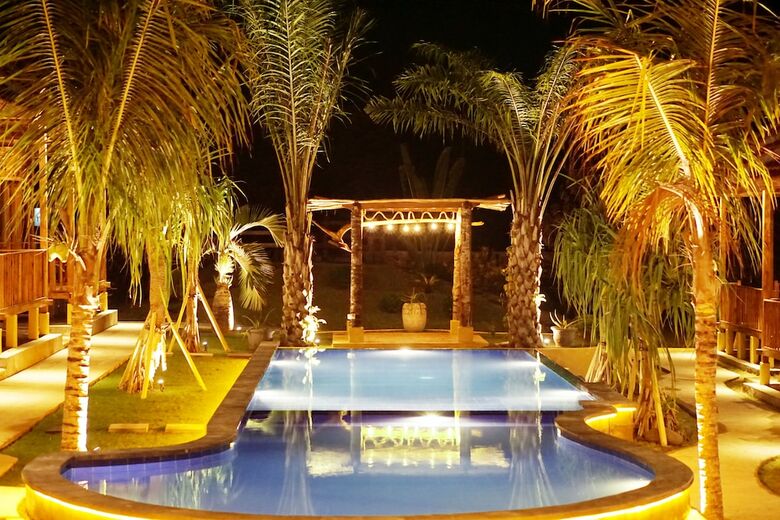 Bed & Breakfast Ocho Bali Surf Camp