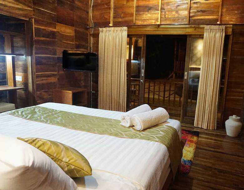 Bed & Breakfast Ocho Bali Surf Camp