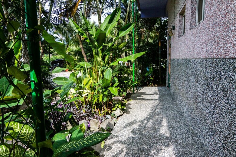 Bed & Breakfast Pasa Beach Resort