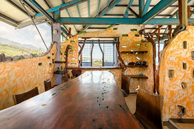 Bed & Breakfast Pasa Beach Resort