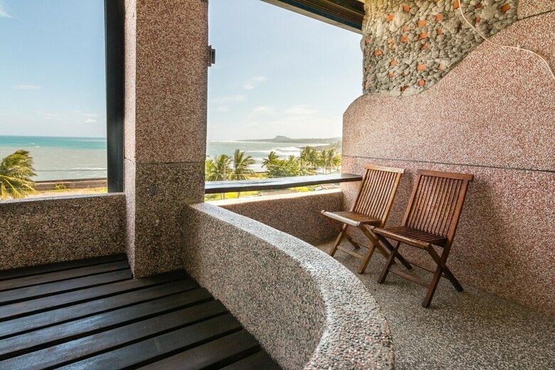 Bed & Breakfast Pasa Beach Resort