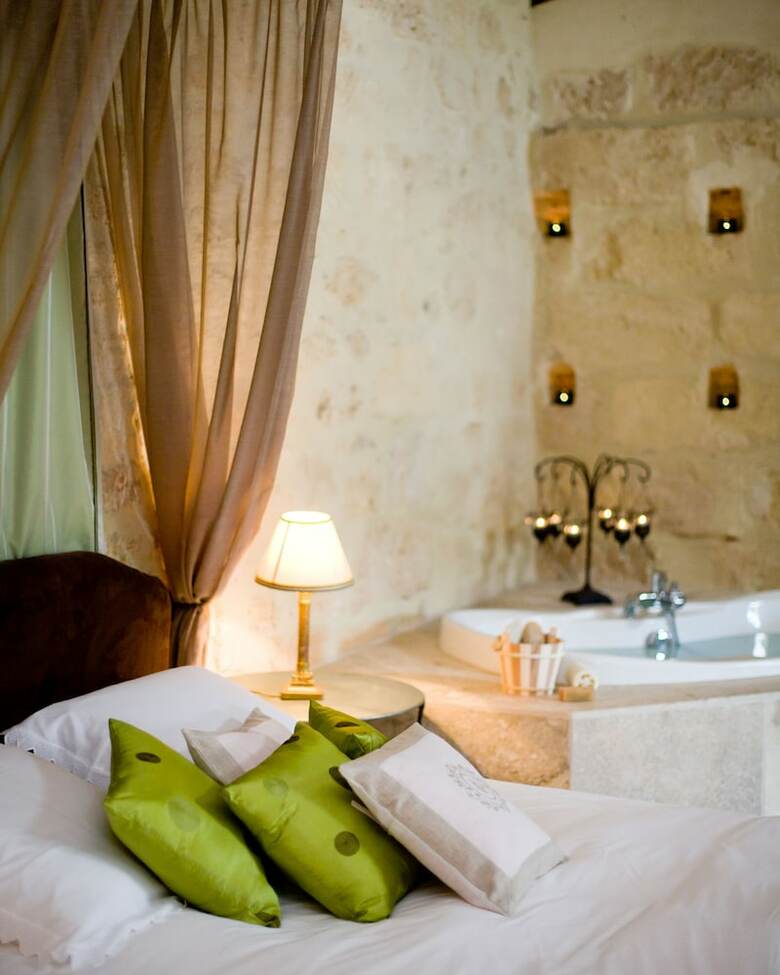 Bed & Breakfast Ch�teau Latour Segur Suites & Spa