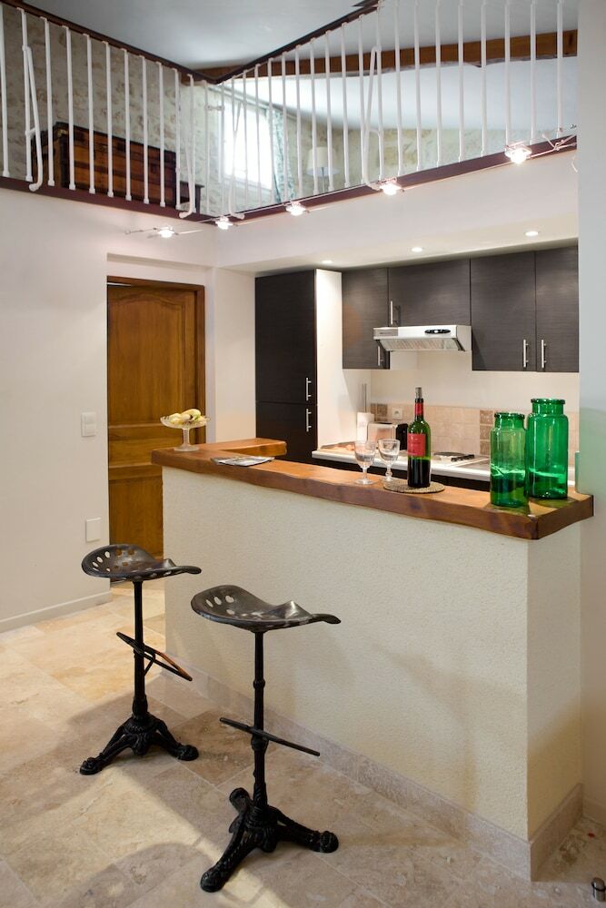 Bed & Breakfast Ch�teau Latour Segur Suites & Spa