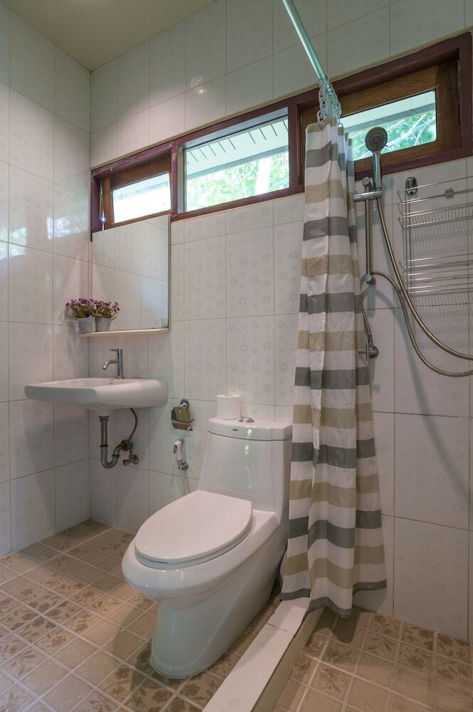 Krabi Green Hill Pool Villas
