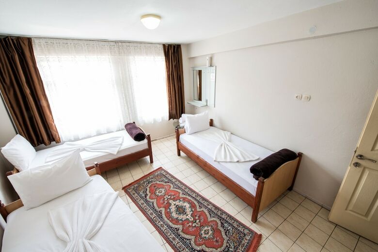 Hotel Yellow Rose Pansiyon
