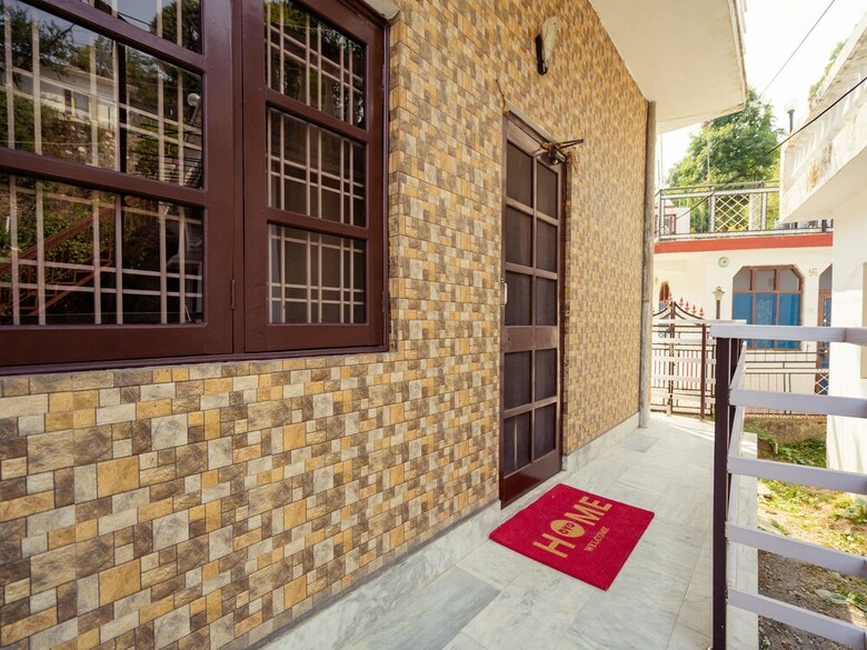 Apartamentos Oyo 14074 Home Serene 2bhk Barlowganj