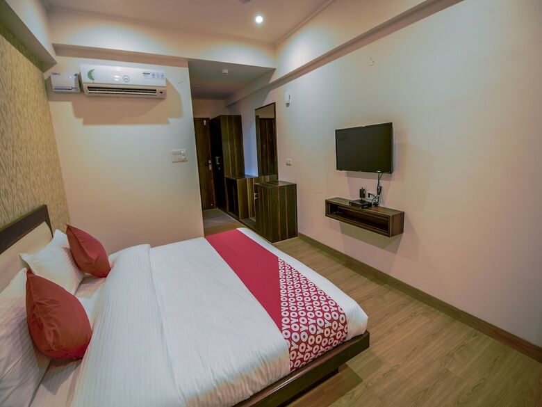 Hotel Oyo 13882 Sarvmangla Garden