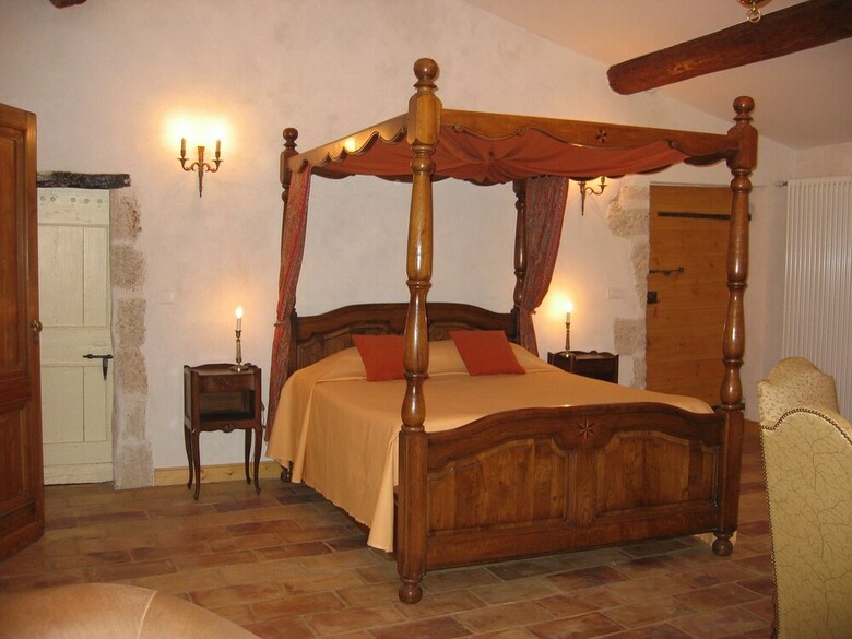 Bed & Breakfast Commanderie Templi�re de Launac-le-vieux