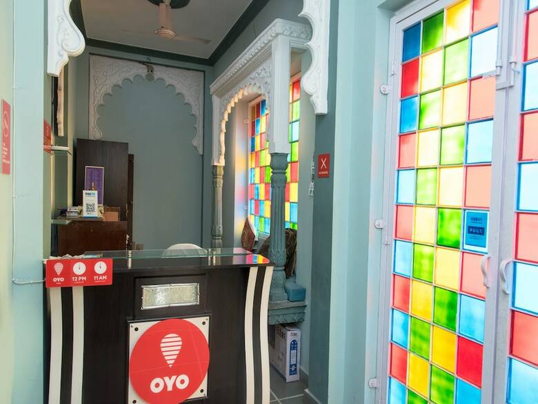 Oyo 14119 Hotel Manwar