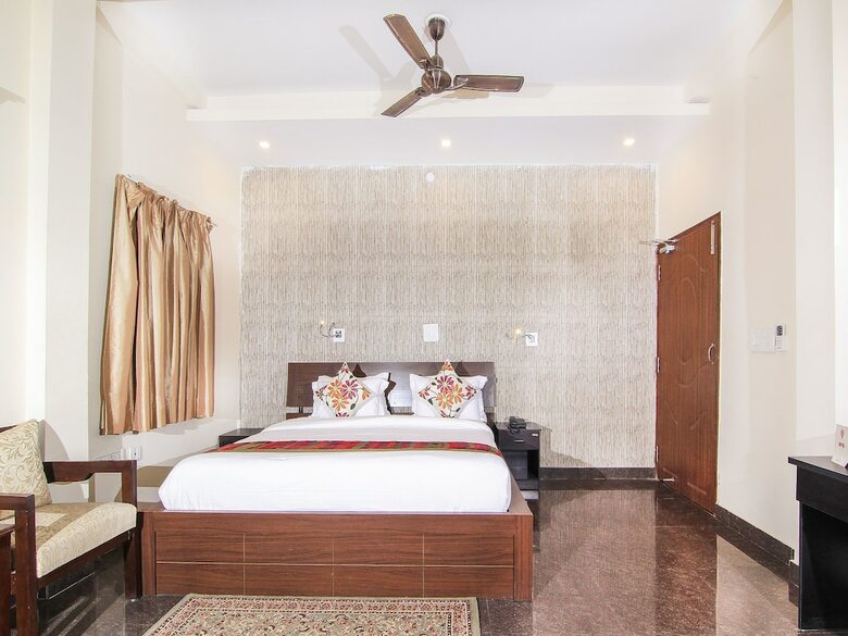 Hotel Oyo 14890 Siddharth Villa