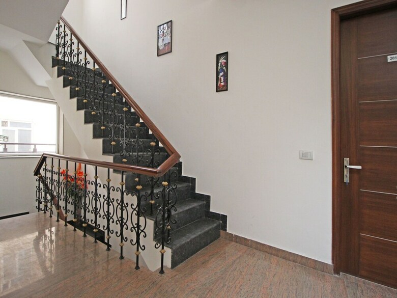 Hotel Oyo 5216 Aksh Palace