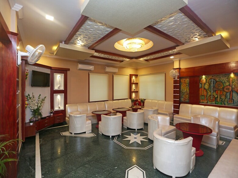 Oyo 9537 Hotel Park Grace