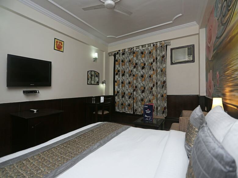 Oyo 9537 Hotel Park Grace