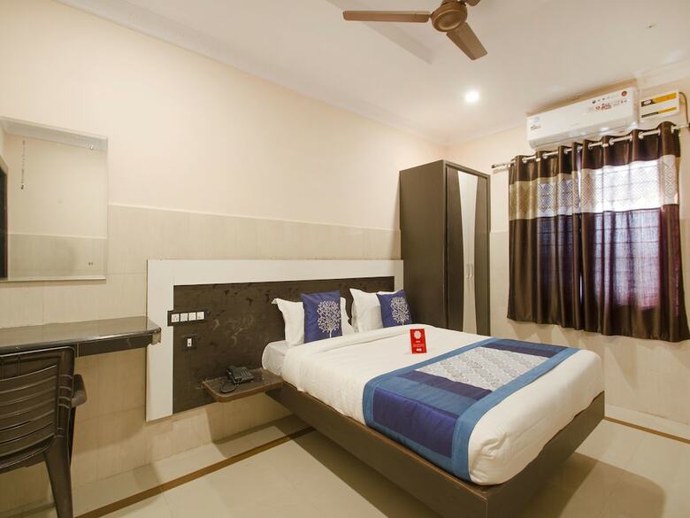 Hotel Oyo 10270 Ss Residency
