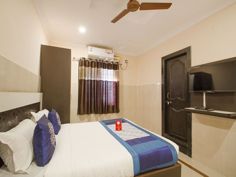 Hotel Oyo 10270 Ss Residency